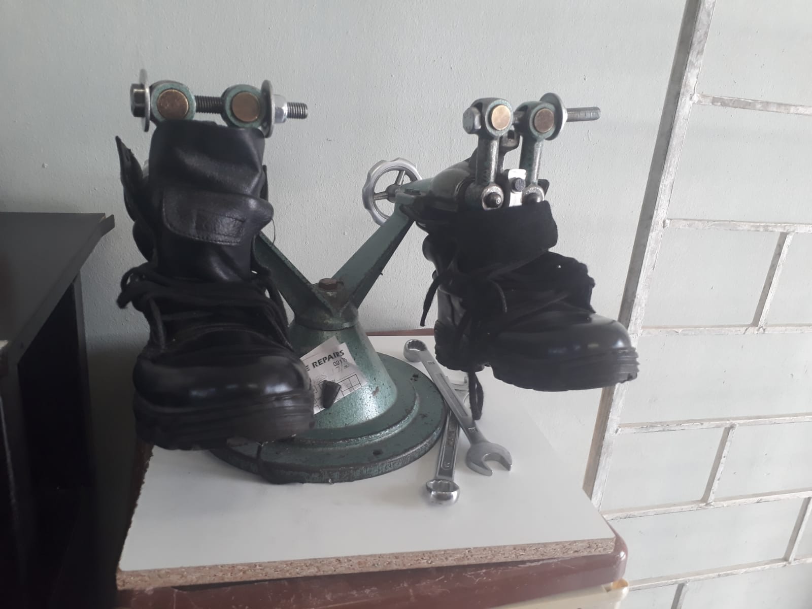 Brits Shoe Repairs