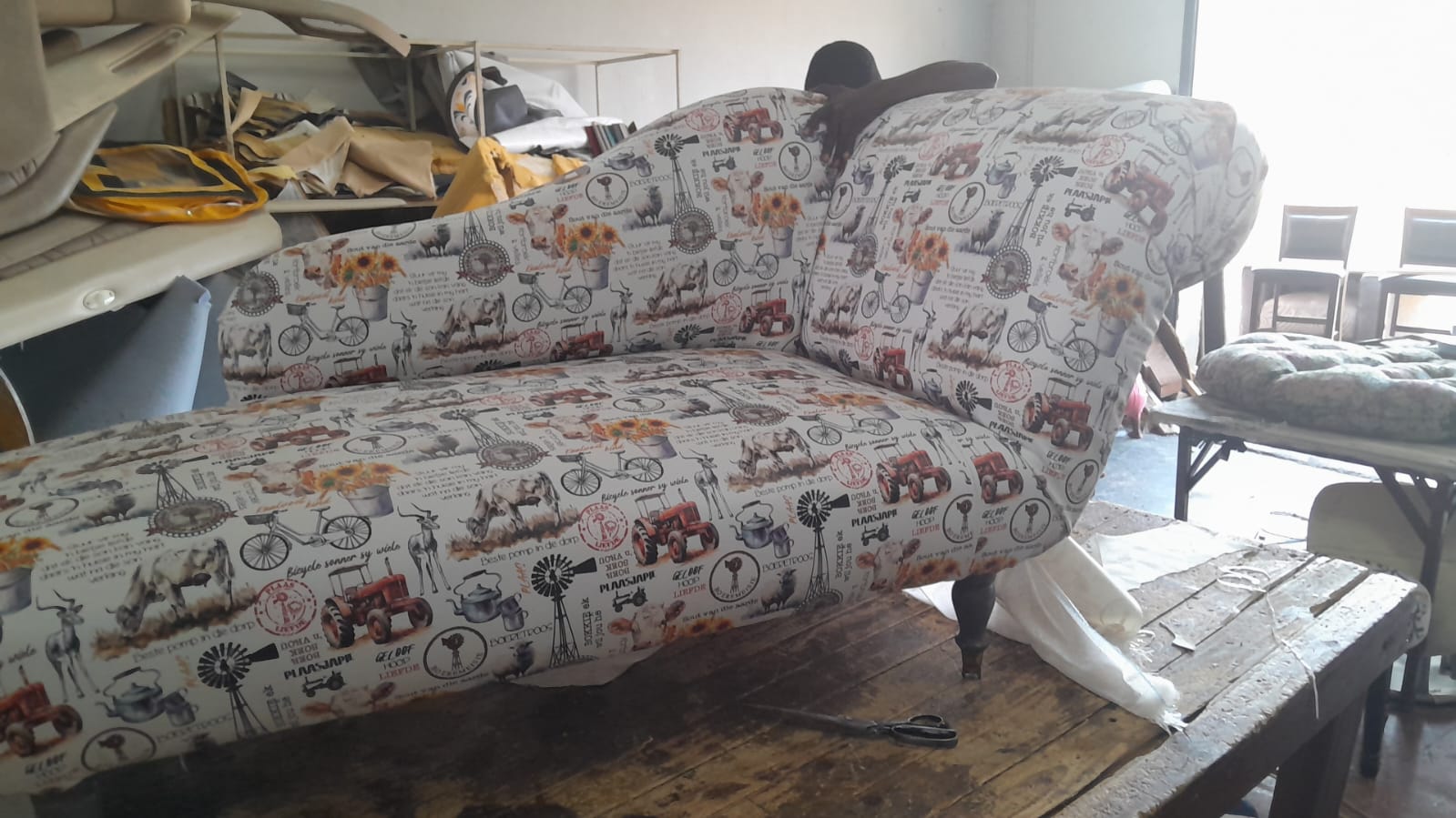 TLU The Ledgends Upholstery